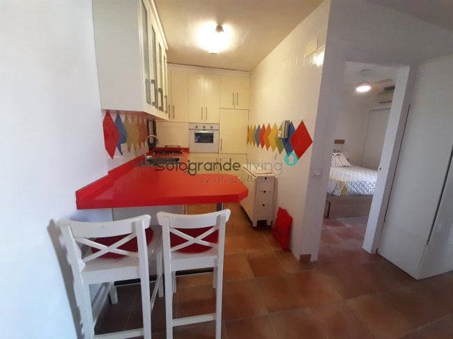 Appartement de 2 chambres de location de vacances à Sotogrande avec garage - 1 600 € (Ref: 6923423)