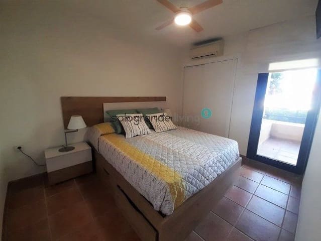 Appartement de 2 chambres de location de vacances à Sotogrande, San Roque avec garage - 1 600 € (Ref: 6923423)