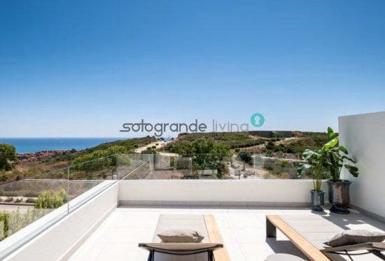 3 bedroom Villa for sale in Casares - € 805,000 (Ref: 6952991)