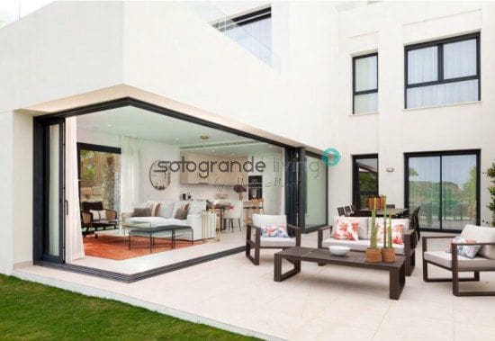 3 bedroom Villa for sale in Casares - € 805,000 (Ref: 6952991)