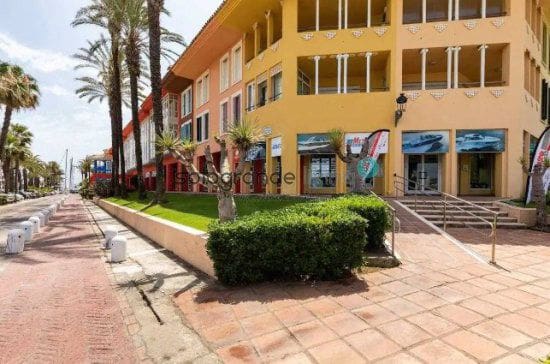 Leilighet til salgs i Sotogrande med garasje - € 1 300 (Ref: 6998264)