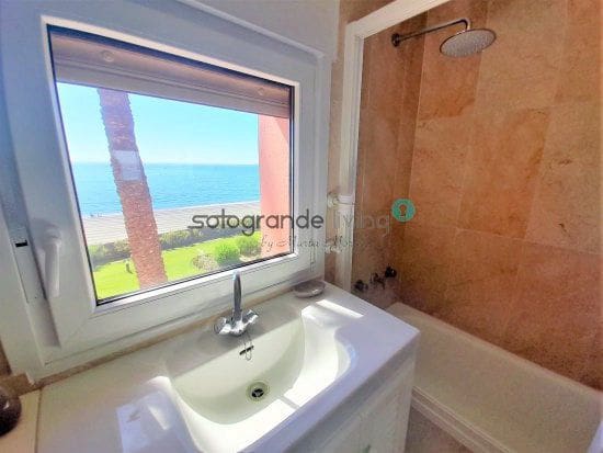 4 camera da letto Appartamento da affittare in Sotogrande con garage - 3.000 € (Rif: 6998265)