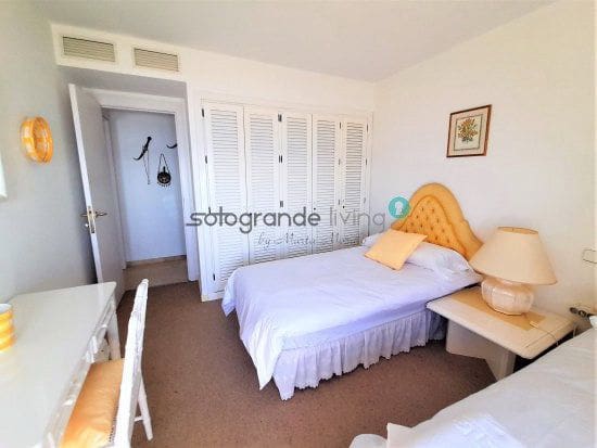 4 camera da letto Appartamento da affittare in Sotogrande con garage - 3.000 € (Rif: 6998265)