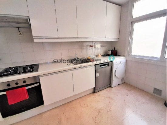 4 camera da letto Appartamento da affittare in Sotogrande con garage - 3.000 € (Rif: 6998265)