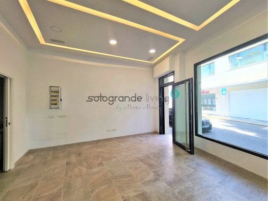 Erhverv til salg i Guadiaro - € 319.000 (Ref: 7020798)