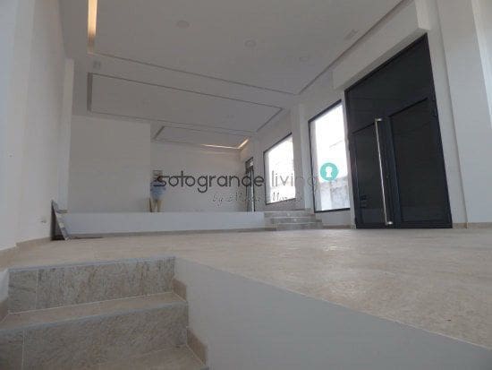 Erhverv til salg i Guadiaro, San Roque - € 319.000 (Ref: 7020798)