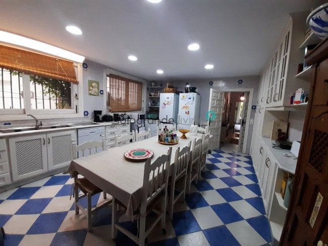 10 bedroom Villa for holiday rental in Sotogrande - € 8,750 (Ref: 7154188)