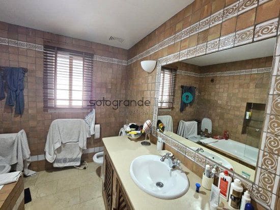 6 Zimmer Villa zu verkaufen in Sotogrande - 2.780.000 € (Ref: 7211410)