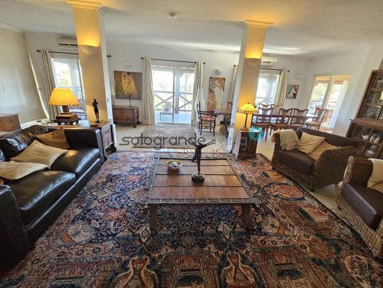 6 Zimmer Villa zu verkaufen in Sotogrande - 2.780.000 € (Ref: 7211410)