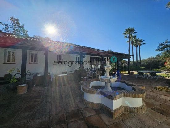6 Zimmer Villa zu verkaufen in Sotogrande - 2.780.000 € (Ref: 7211410)