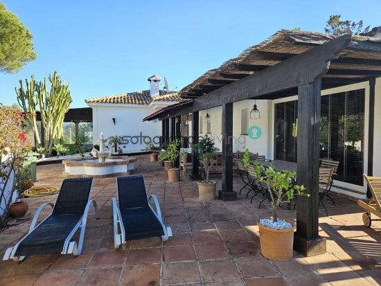 6 Zimmer Villa zu verkaufen in Sotogrande - 2.780.000 € (Ref: 7211410)