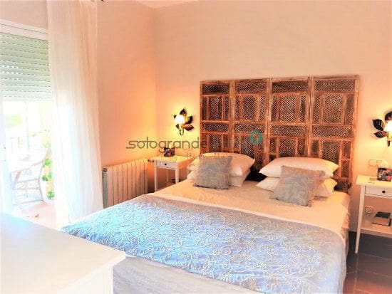 5 soveværelse Villa til leje i Sotogrande - € 5.000 (Ref: 7259937)