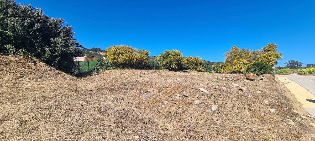 Grunde uden byggetilladelser til salg i Torreguadiaro - € 250.000 (Ref: 7304068)