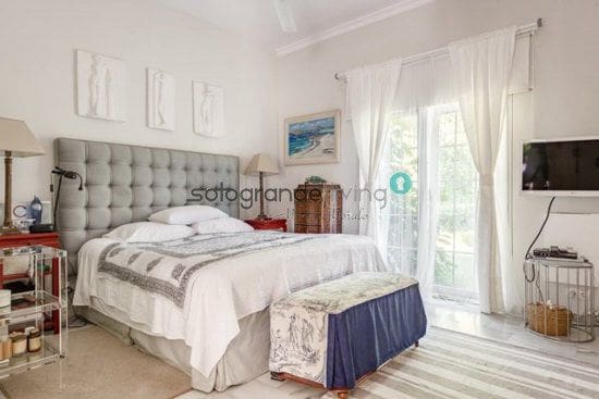 5 bedroom Villa for sale in Sotogrande - € 2,800,000 (Ref: 7389421)