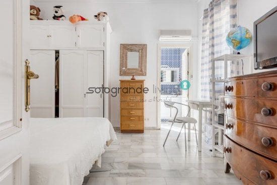 5 bedroom Villa for sale in Sotogrande - € 2,800,000 (Ref: 7389421)