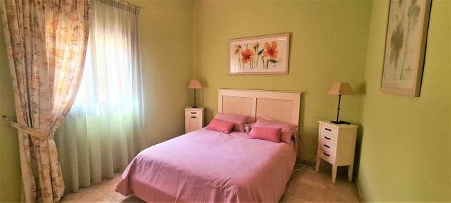 5 bedroom Villa for sale in Sotogrande - € 2,100,000 (Ref: 7474636)