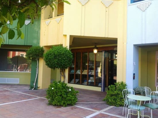 Commercial for sale in Sotogrande, San Roque - € 285,000 (Ref: 7496467)