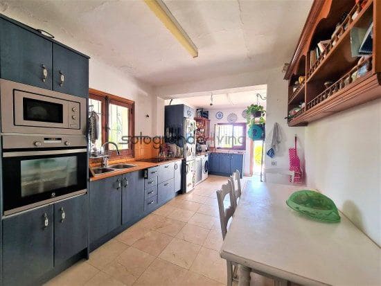 7 soveværelse Finca/Landehus til salg i San Enrique de Guadiaro - € 875.000 (Ref: 7499057)