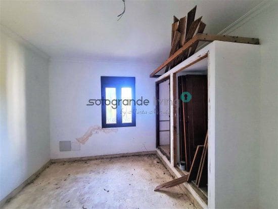 7 soveværelse Finca/Landehus til salg i San Enrique de Guadiaro - € 875.000 (Ref: 7499057)