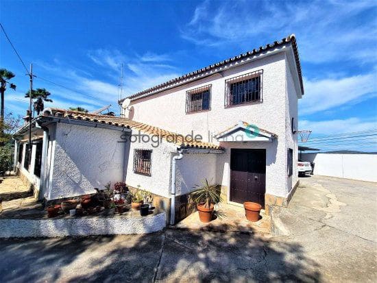 7 soveværelse Finca/Landehus til salg i San Enrique de Guadiaro - € 875.000 (Ref: 7499057)