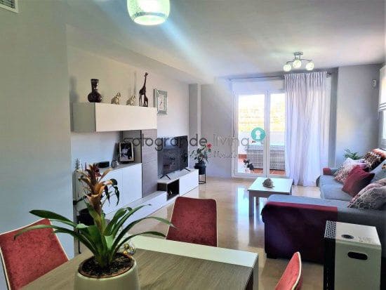 2 chambre Appartement à vendre à La Duquesa / Puerto de la Duquesa, Manilva avec garage - 345 000 € (Ref: 7522300)
