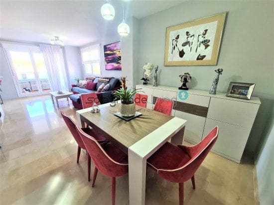 2 chambre Appartement à vendre à La Duquesa / Puerto de la Duquesa, Manilva avec garage - 345 000 € (Ref: 7522300)