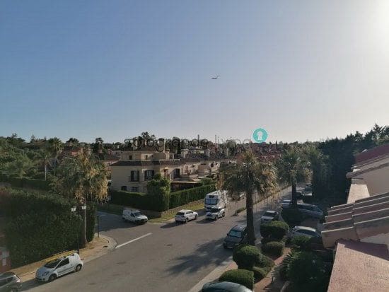 5 soverom Hus til salgs i Sotogrande - € 3 000 (Ref: 7530935)