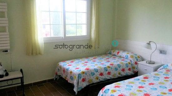 5 soverom Hus til salgs i Sotogrande - € 3 000 (Ref: 7530935)