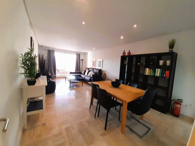 2 sovrum Lägenhet för semesterbostäder i Sotogrande med garage - 1 650 € (Ref: 7589556)