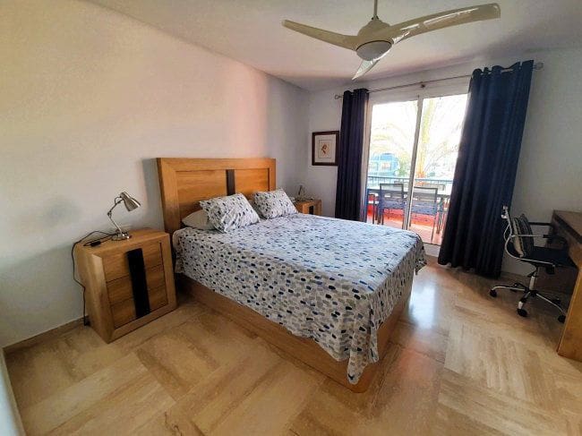 2 sovrum Lägenhet för semesterbostäder i Sotogrande med garage - 1 650 € (Ref: 7589556)