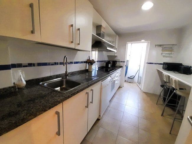 2 sovrum Lägenhet för semesterbostäder i Sotogrande med garage - 1 650 € (Ref: 7589556)