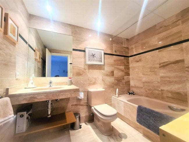 2 sovrum Lägenhet för semesterbostäder i Sotogrande med garage - 1 650 € (Ref: 7589556)