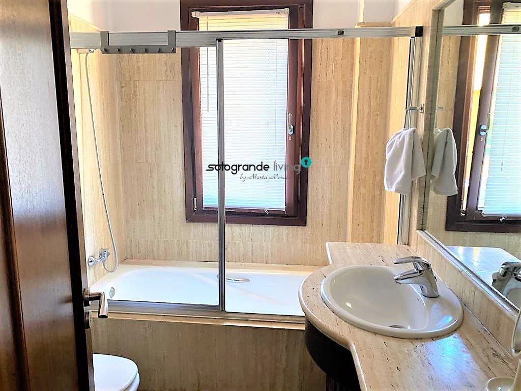 4 chambre Villa/Maison à vendre à Sotogrande - 1 800 000 € (Ref: 7590578)