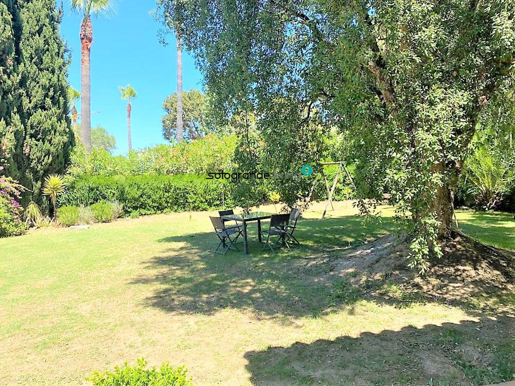 4 chambre Villa/Maison à vendre à Sotogrande - 1 800 000 € (Ref: 7590578)