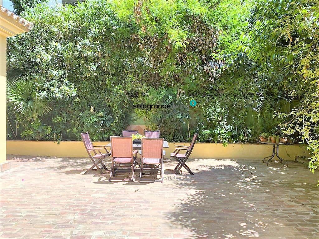 4 chambre Villa/Maison à vendre à Sotogrande - 1 800 000 € (Ref: 7590578)