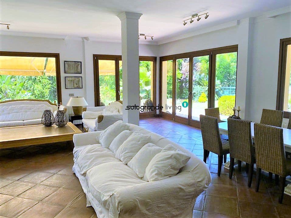 4 chambre Villa/Maison à vendre à Sotogrande - 1 800 000 € (Ref: 7590578)