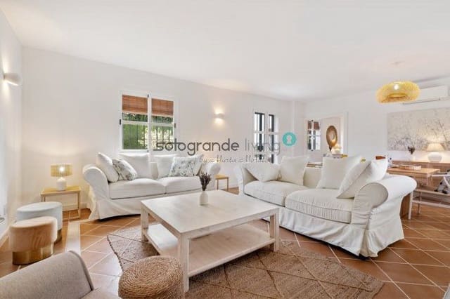 5 Zimmer Ferienvilla in Sotogrande Costa, San Roque mit Garage - 3.500 € (Ref: 7640811)