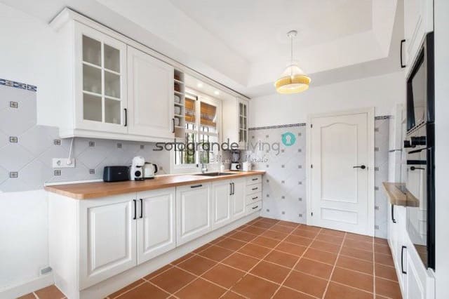 5 Zimmer Ferienvilla in Sotogrande Costa, San Roque mit Garage - 3.500 € (Ref: 7640811)