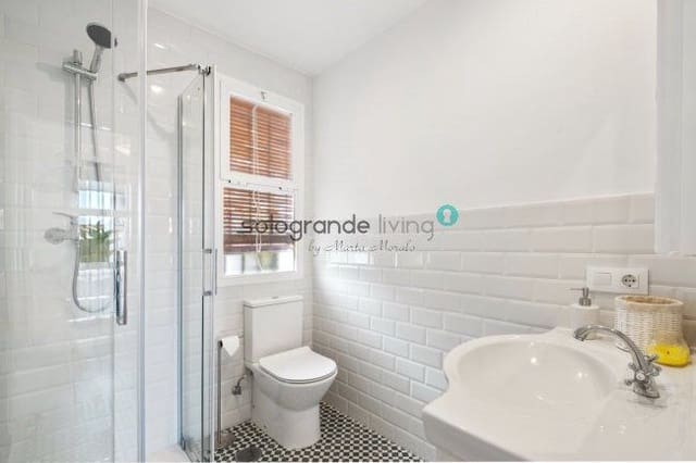 5 Zimmer Ferienvilla in Sotogrande Costa, San Roque mit Garage - 3.500 € (Ref: 7640811)