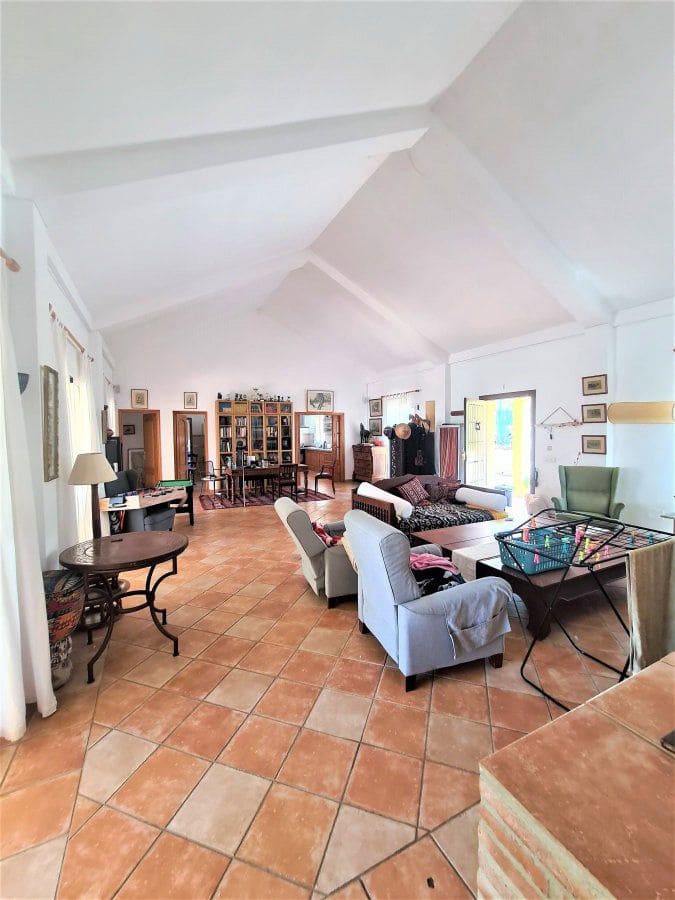 5 bedroom Finca/Country House for sale in San Martin del Tesorillo - € 1,800,000 (Ref: 7707085)