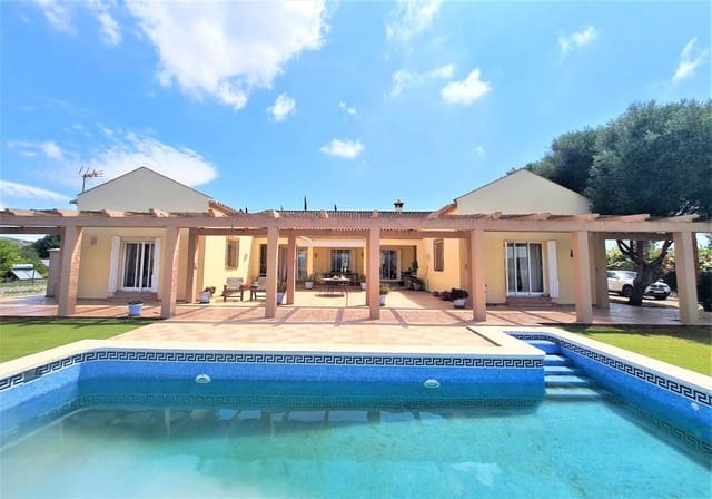 5 makuuhuone Maalaistalo myytävänä paikassa San Martin del Tesorillo - 1 800 000 € (Ref: 7707085)