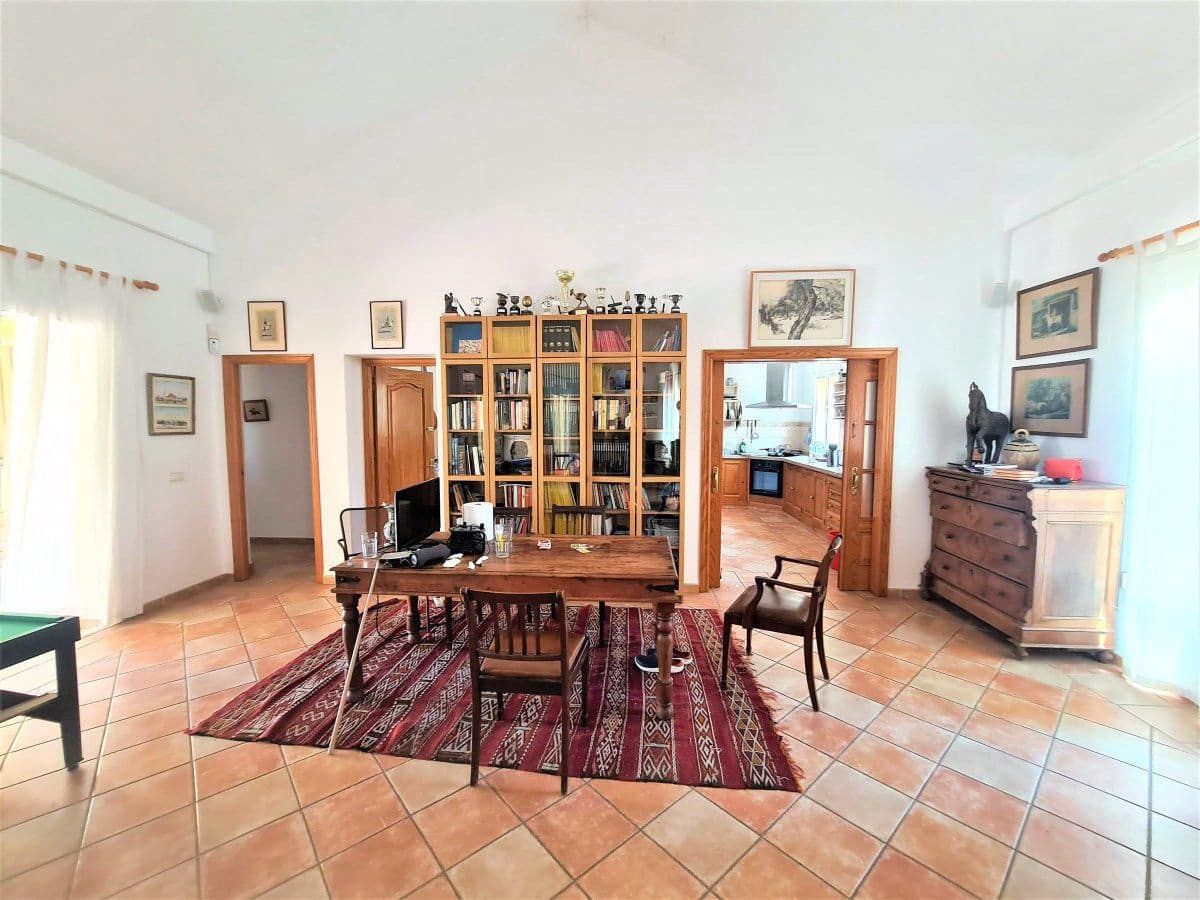 5 bedroom Finca/Country House for sale in San Martin del Tesorillo - € 1,800,000 (Ref: 7707085)