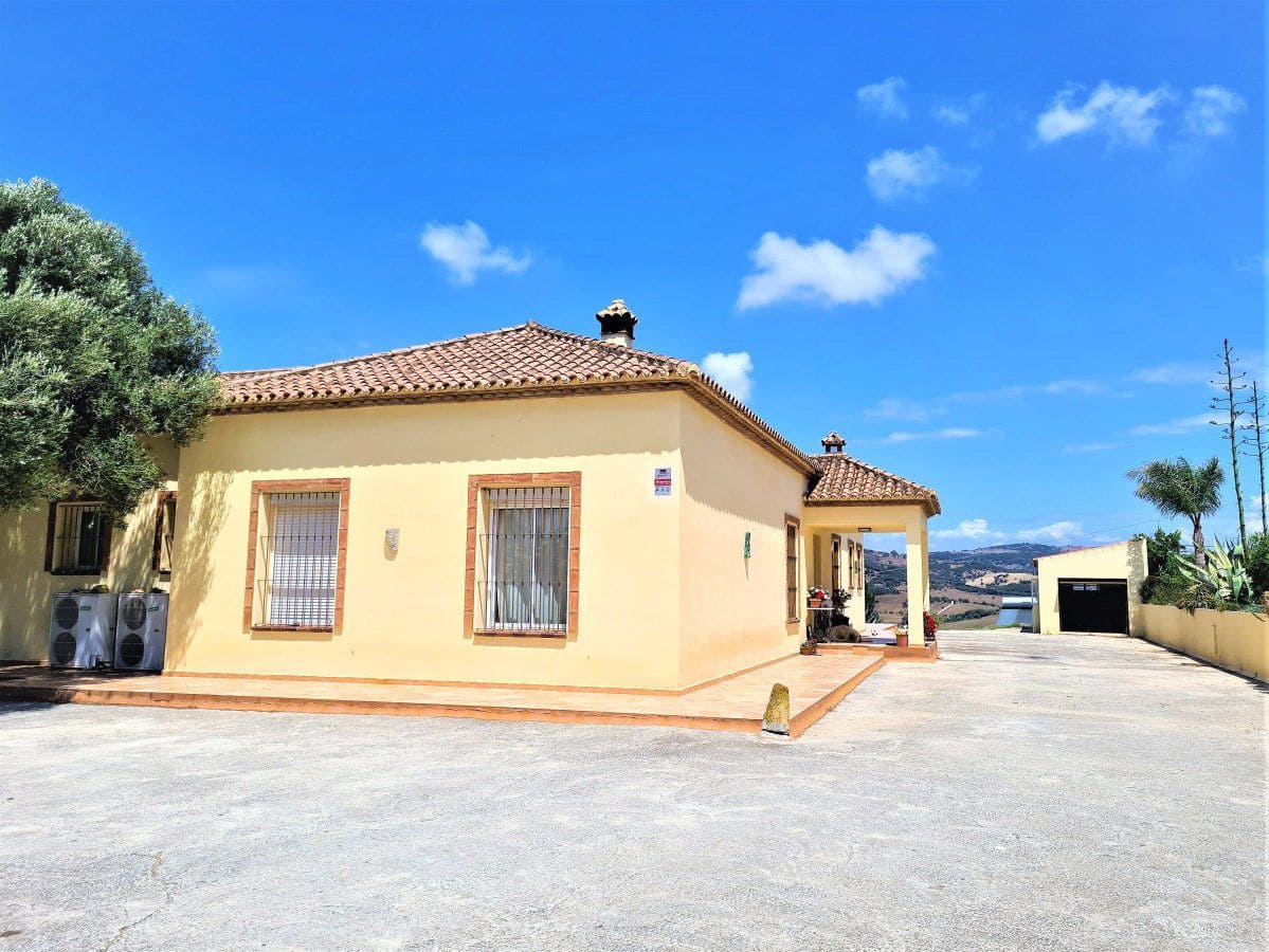 5 bedroom Finca/Country House for sale in San Martin del Tesorillo - € 1,800,000 (Ref: 7707085)