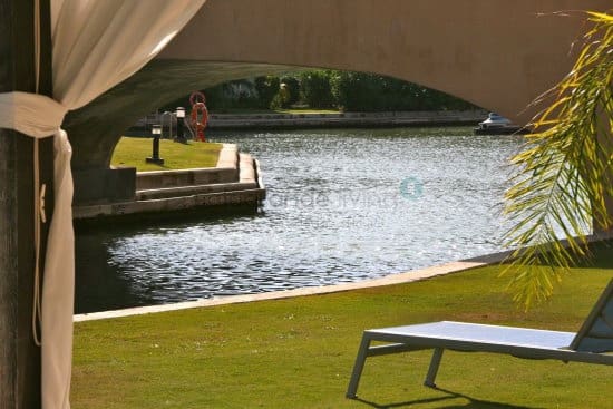 3 soveværelse Lejlighed til leje i Sotogrande med garage - € 2.000 (Ref: 7880139)