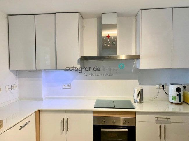 4 soveværelse Lejlighed til leje i San Roque med garage - € 3.000 (Ref: 7890694)