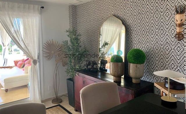 4 bedroom Apartment for rent in San Roque with garage - € 3,000 (Ref: 7890694)