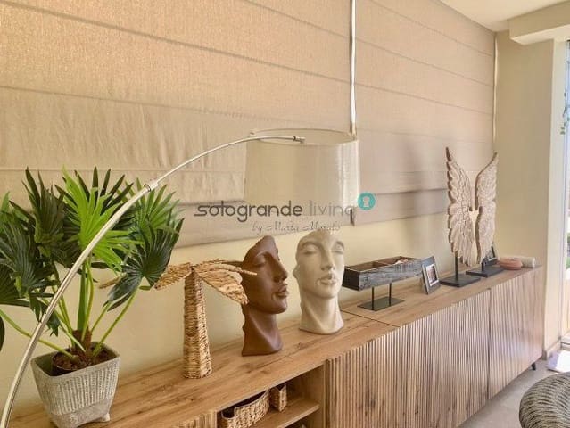 4 bedroom Apartment for rent in San Roque with garage - € 3,000 (Ref: 7890694)