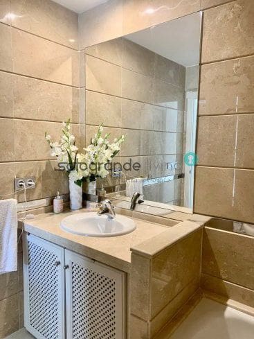 4 soveværelse Lejlighed til leje i San Roque med garage - € 3.000 (Ref: 7890694)