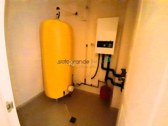 3 soverom Leilighet til leie i Sotogrande med svømmebasseng garasje - € 3 500 (Ref: 7903069)