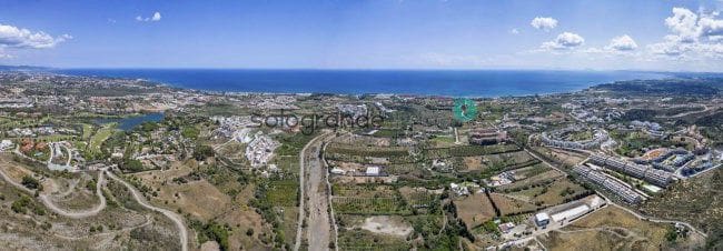 2 bedroom Apartment for sale in Estepona with garage - € 328,000 (Ref: 7905503)